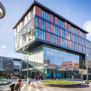 Creative Valley Nest - Luxury Rooftop Apartments